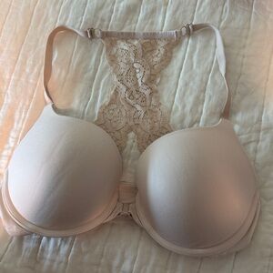 Victorias Secret  34D front close racerback bra/perfect shape  Lace back nude